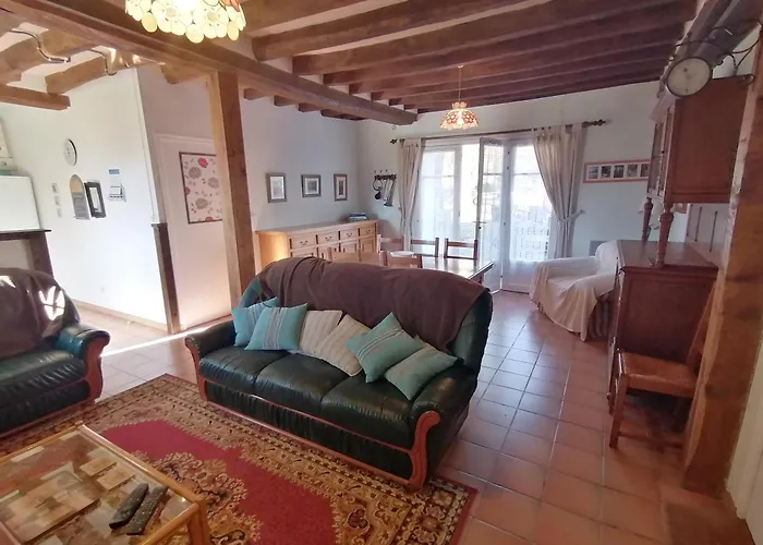 Le Chant D'oiseau Apartment